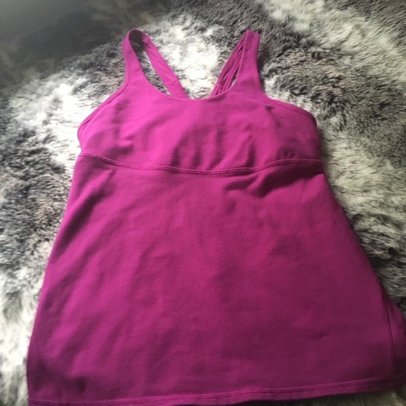 Lululemon tank - Picture 2 of 4